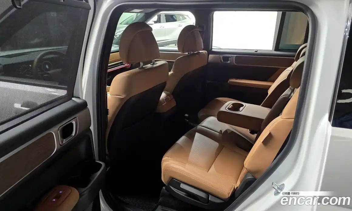 Hyundai Santa Fe 2025 2.5 гидро в Москве № 130592, фото 11