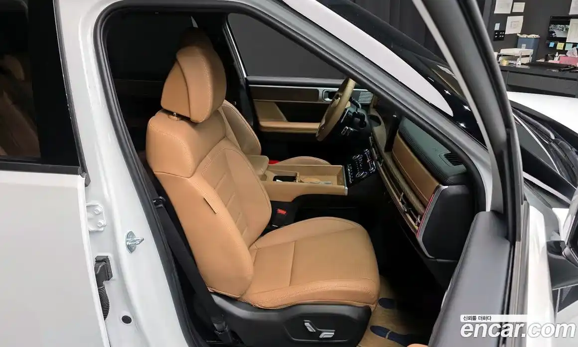 Hyundai Santa Fe 2025 2.5 гидро в Москве № 130592, фото 12