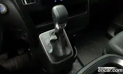 Hyundai Staria 2024 2.2 гидро в Москве № 1317556, миниатюра 9