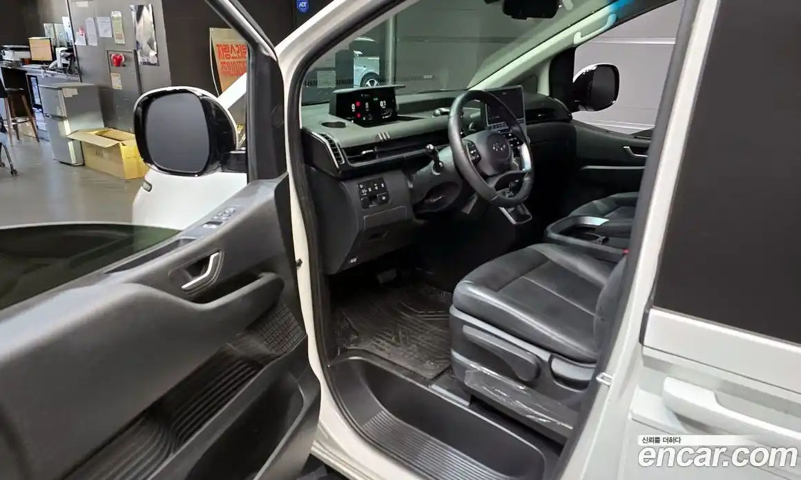Hyundai Staria 2024 2.2 гидро в Москве № 1317556, фото 10