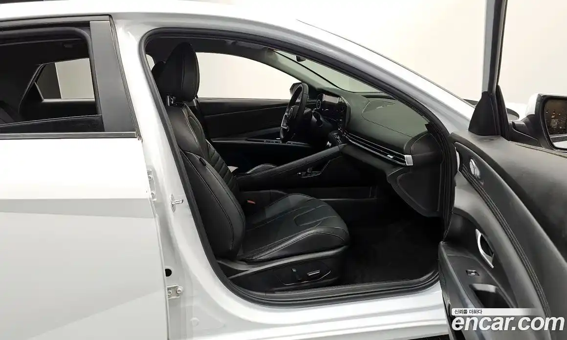 Hyundai Avante 2023 1.6 гидро в Москве № 1317801, фото 11