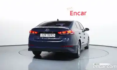 Hyundai Avante 2016 1.6 гидро в Москве № 1317842, миниатюра 4
