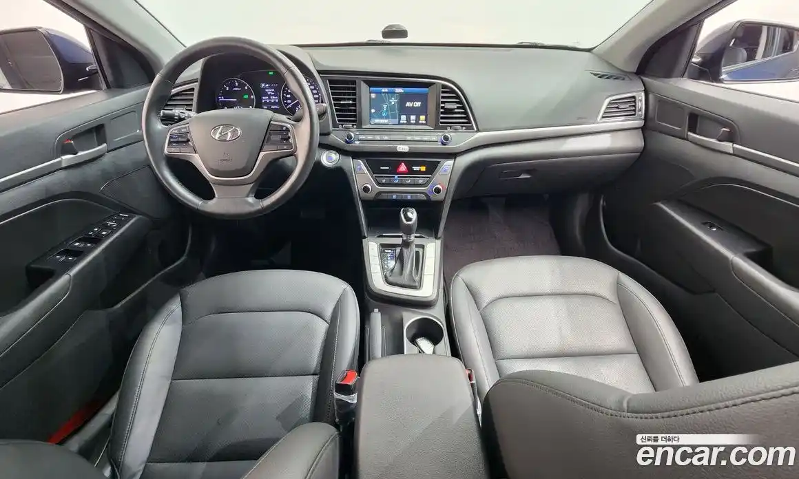 Hyundai Avante 2016 1.6 гидро в Москве № 1317842, фото 7