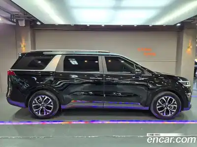 Kia Canival 2021 2.2 гидро в Москве № 1318127, миниатюра 3