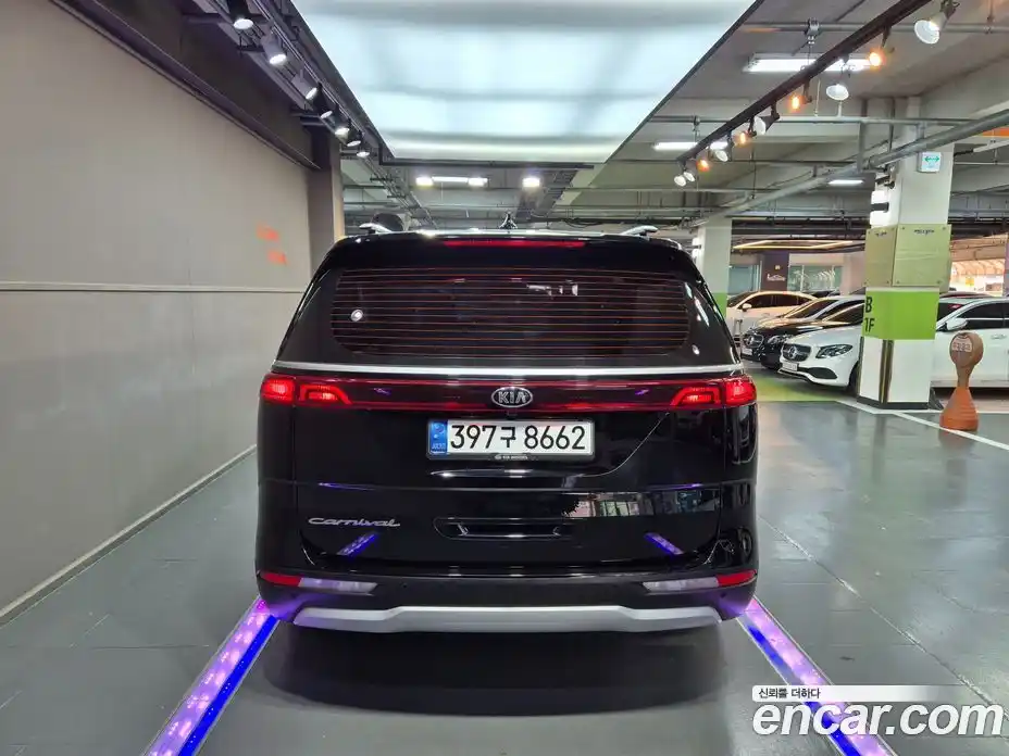 Kia Canival 2021 2.2 гидро в Москве № 1318127, фото 4