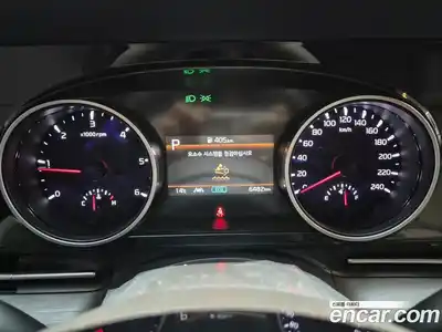 Kia Canival 2021 2.2 гидро в Москве № 1318127, миниатюра 8
