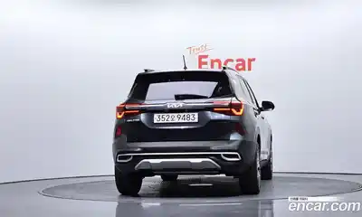 Kia Seltos 2022 1.6 гидро в Москве № 1318512, миниатюра 4