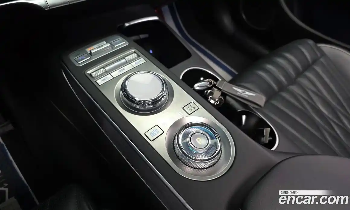 Genesis GV70 2021 3.5 гидро в Москве № 1318722, фото 9