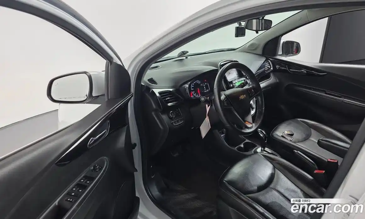 Chevrolet Spark 2017 1.0 гидро в Москве, фото 11
