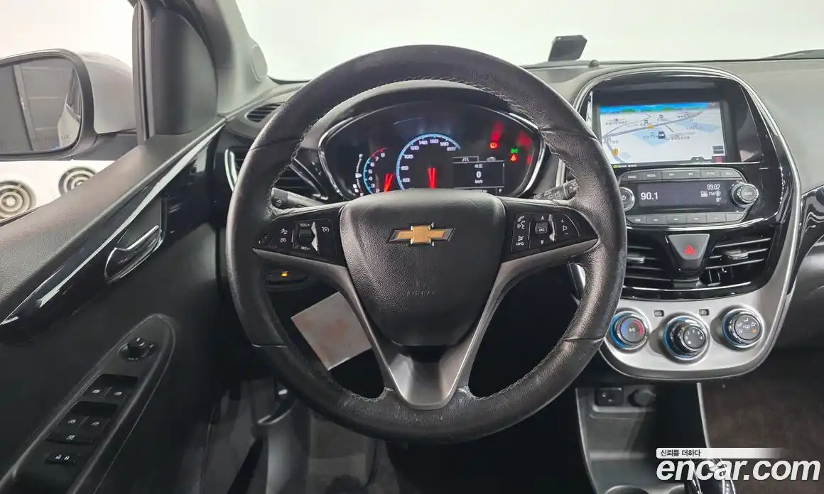 Chevrolet Spark 2017 1.0 гидро в Москве, фото 14
