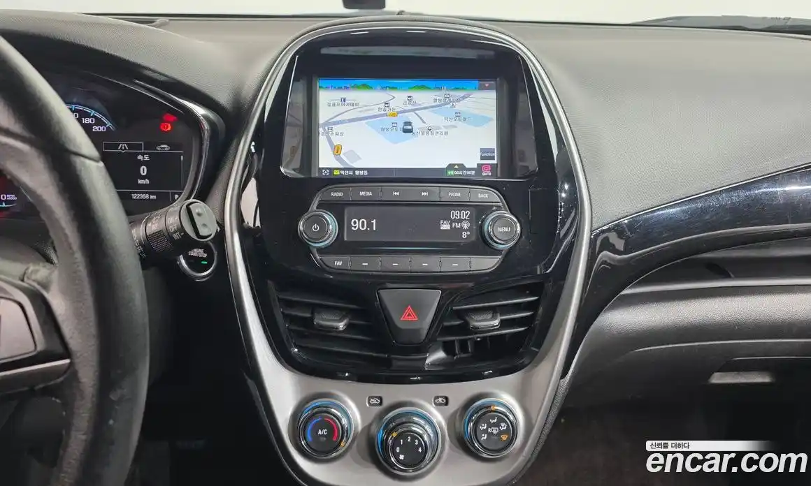 Chevrolet Spark 2017 1.0 гидро в Москве, фото 16