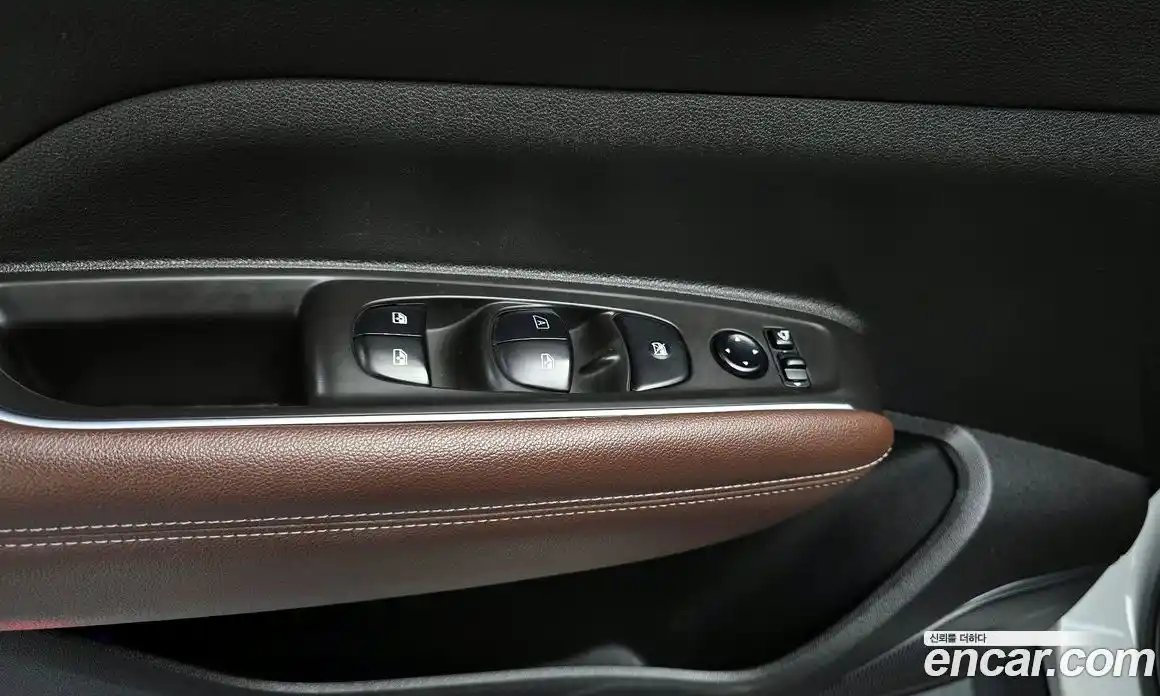 Renault QM6 2016 2.0 гидро в Москве № 1321396, фото 18