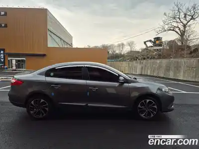 Renault SM3 2015 1.6 гидро в Москве № 1321610, миниатюра 6