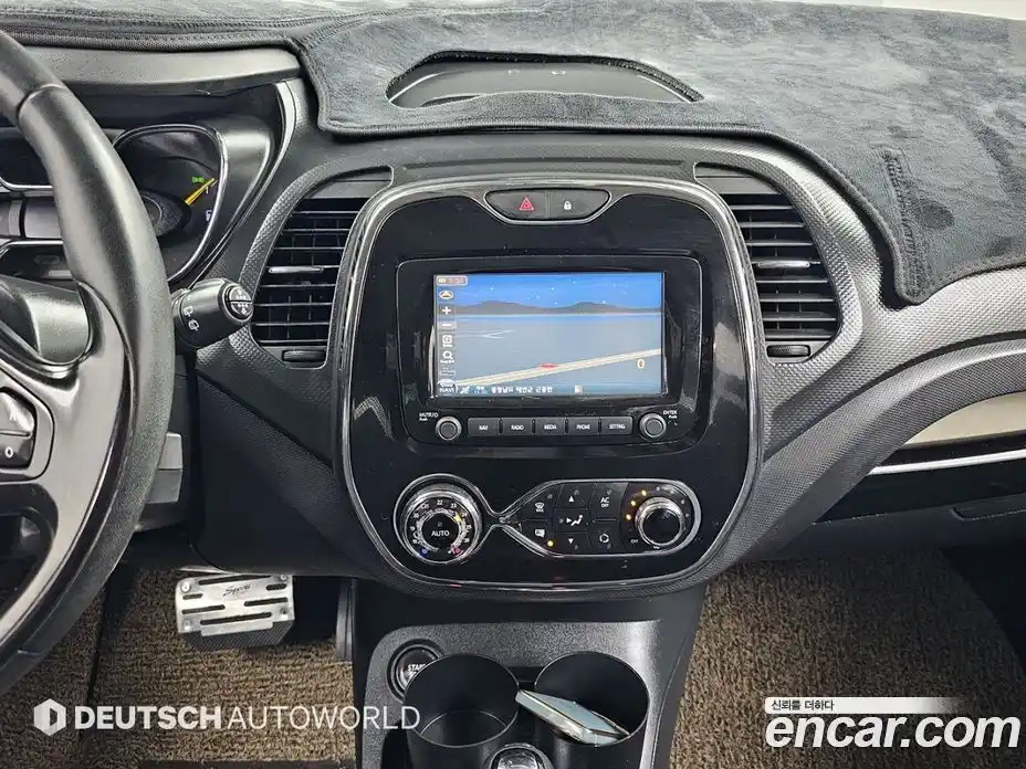 Renault QM3 2014 1.5 гидро в Москве № 1321626, фото 14