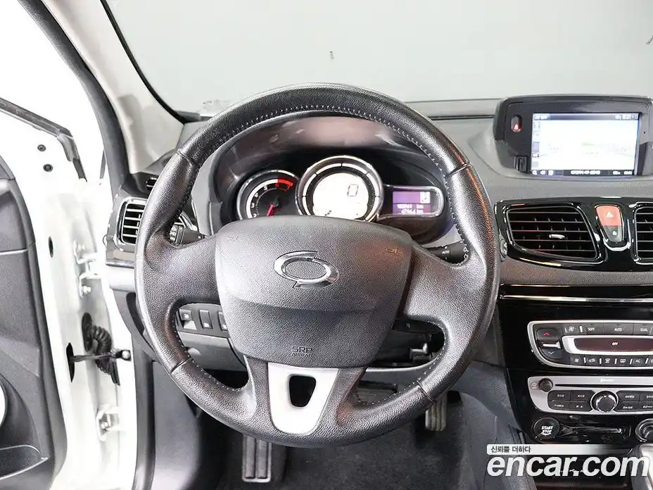 Renault SM3 2016 1.6 гидро в Москве № 1321654, фото 15