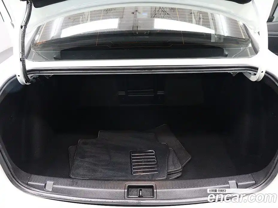 Renault SM3 2016 1.6 гидро в Москве № 1321654, фото 19