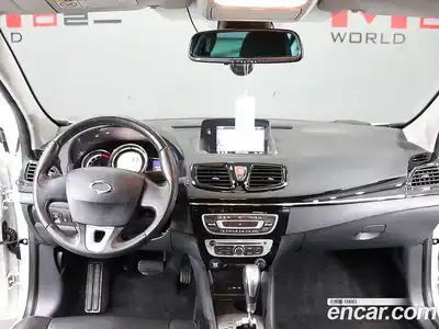 Renault SM3 2016 1.6 гидро в Москве № 1321654, миниатюра 7