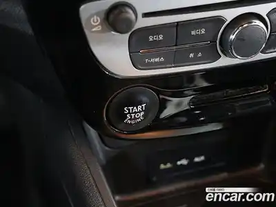 Renault SM3 2016 1.6 гидро в Москве № 1321654, миниатюра 8