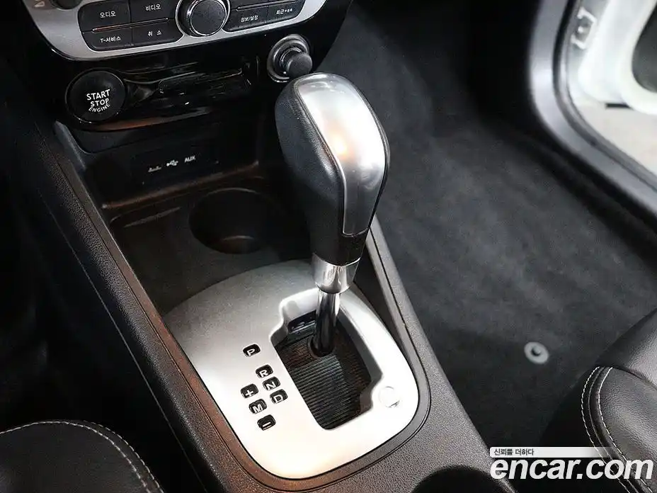 Renault SM3 2016 1.6 гидро в Москве № 1321654, фото 9