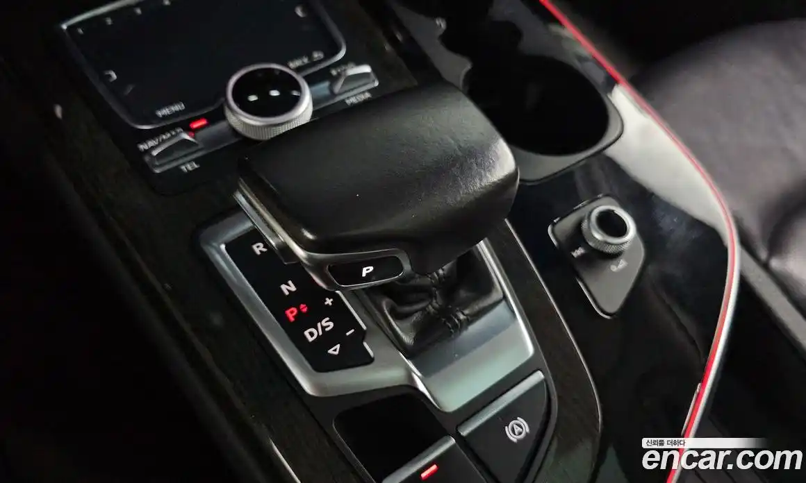 Audi Q7 2016 3.0 гидро в Москве № 1322509, фото 9