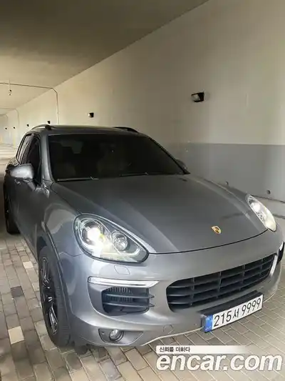 Porsche Cayenne, 2015