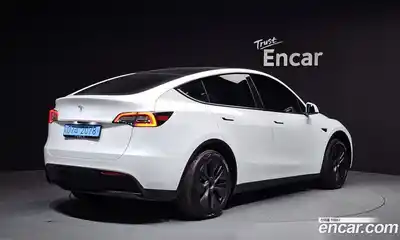 Tesla Model Y 2024 0.2 гидро в Москве № 1323216, миниатюра 2