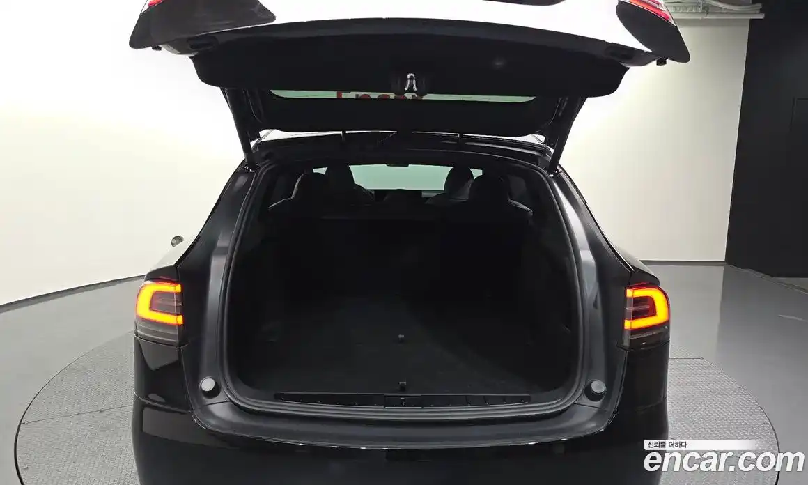 Tesla Model X 2024 0.2 гидро в Москве № 1323217, фото 20