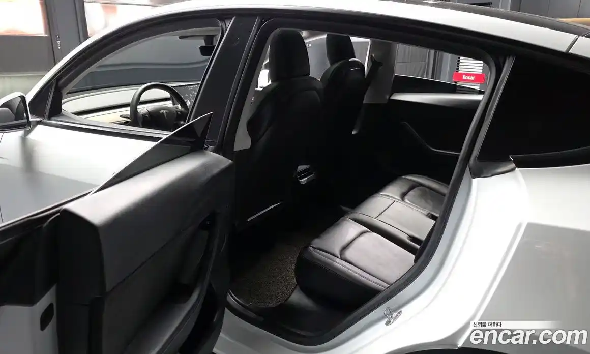 Tesla Model Y 2021 0.2 гидро в Москве № 1323269, фото 12