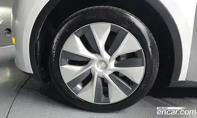 Tesla Model Y 2021 0.2 гидро в Москве № 1323269, миниатюра 5