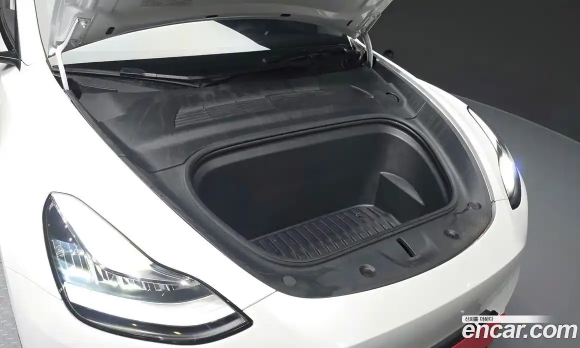 Tesla Model Y 2021 0.2 гидро в Москве № 1323269, фото 6