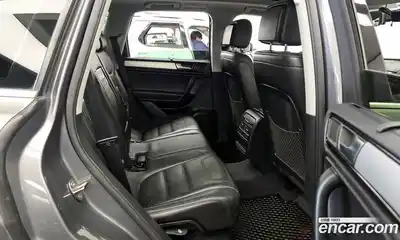 Volkswagen Touareg 2011 3.0 гидро в Москве № 1323497, миниатюра 11