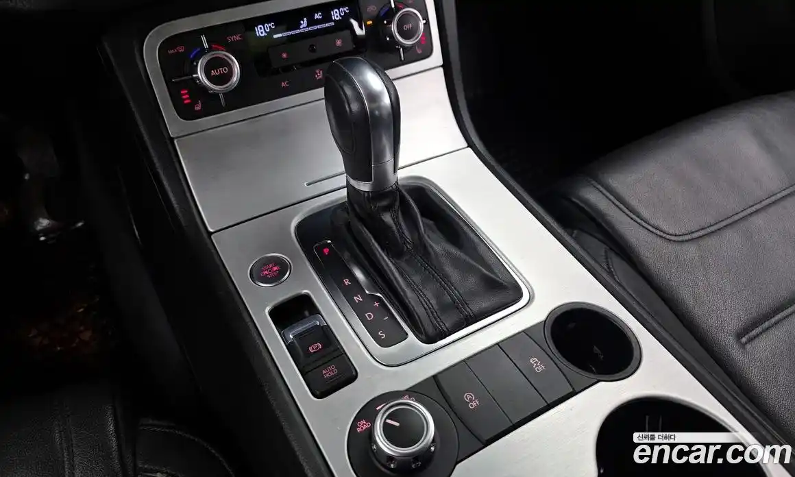 Volkswagen Touareg 2011 3.0 гидро в Москве № 1323497, фото 9