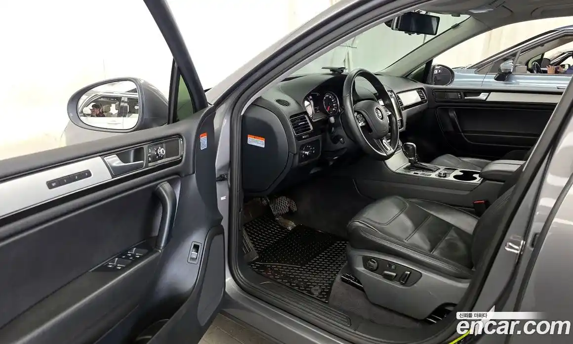 Volkswagen Touareg 2011 3.0 гидро в Москве № 1323497, фото 10