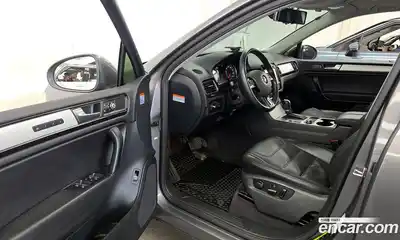 Volkswagen Touareg 2011 3.0 гидро в Москве № 1323497, миниатюра 10