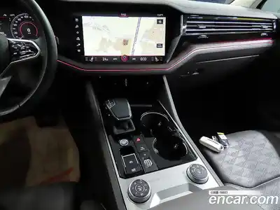 Volkswagen Touareg 2023 3.0 гидро в Москве № 1323546, миниатюра 9