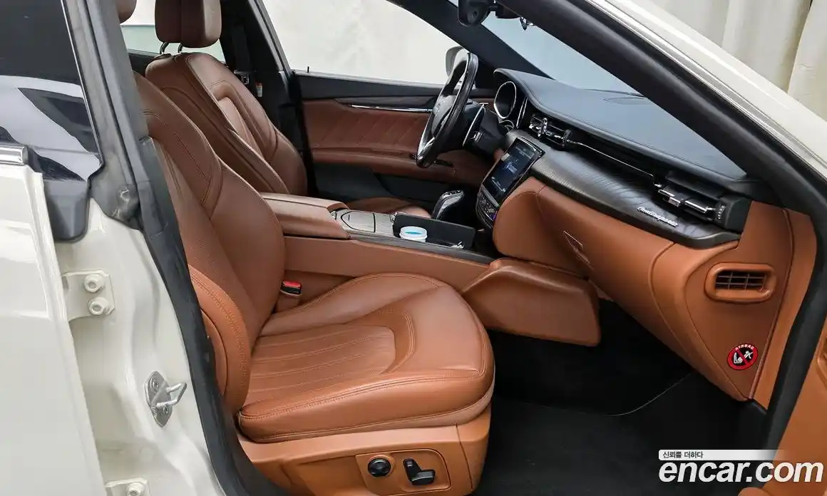 Maserati Quattroporte 2020 3.0 гидро в Москве № 1324248, фото 11