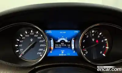 Maserati Quattroporte 2020 3.0 гидро в Москве № 1324248, миниатюра 8