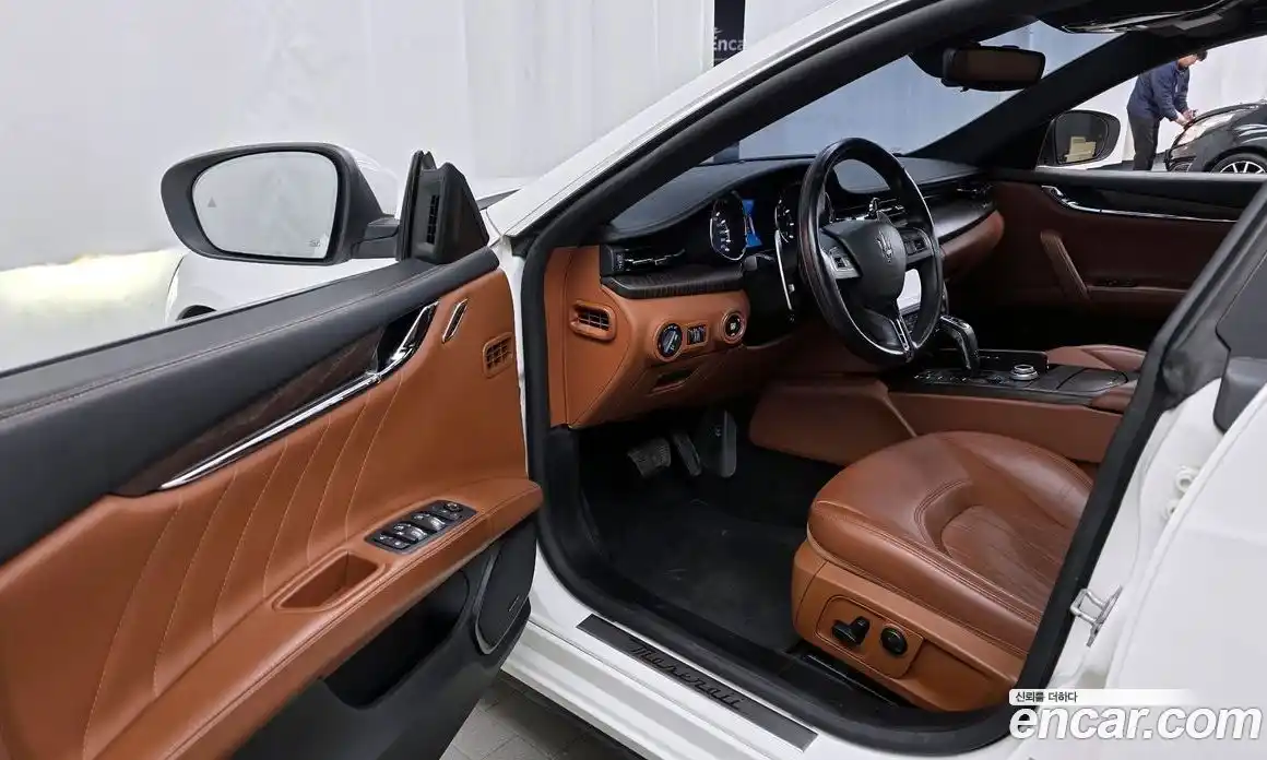 Maserati Quattroporte 2020 3.0 гидро в Москве № 1324248, фото 10