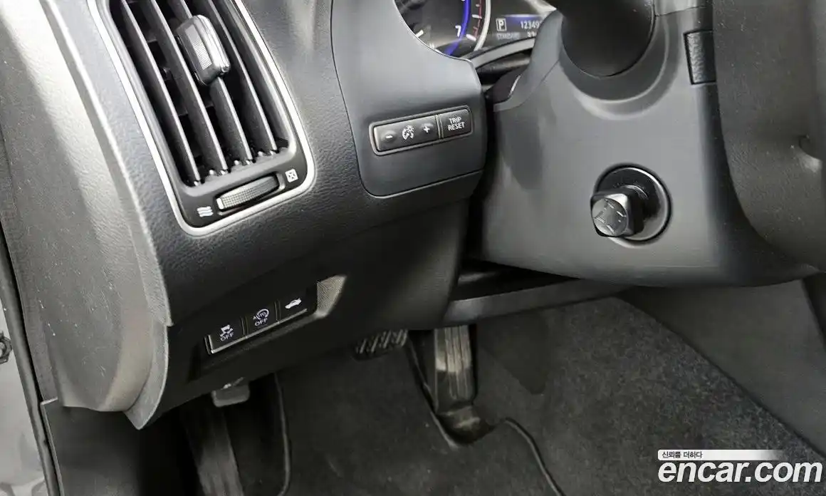Infiniti Q50 2015 2.1 гидро в Москве № 1324292, фото 19