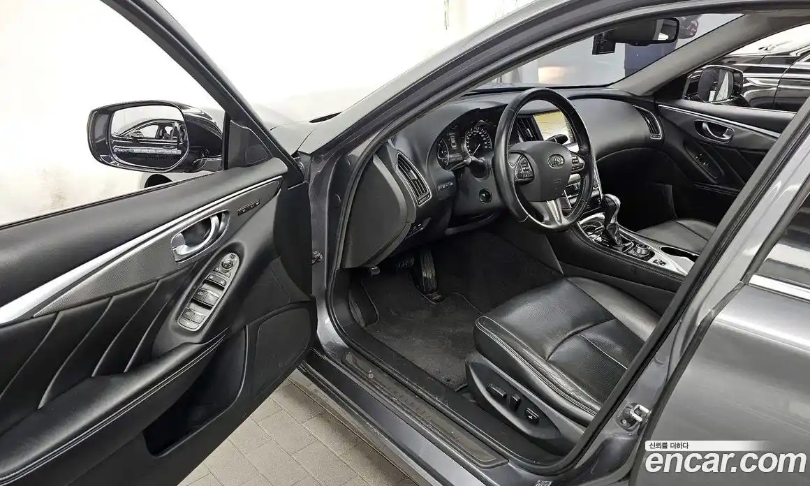 Infiniti Q50 2015 2.1 гидро в Москве № 1324292, фото 10