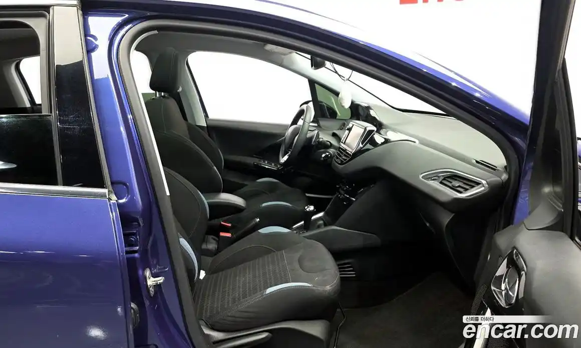 Peugeot 208 2014 1.6 гидро в Москве № 1324377, фото 11