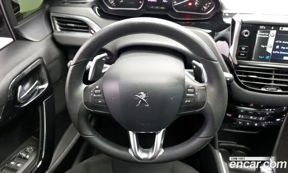 Peugeot 208 2014 1.6 гидро в Москве № 1324377, фото 13