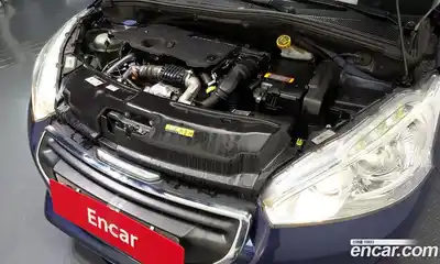 Peugeot 208 2014 1.6 гидро в Москве № 1324377, миниатюра 6