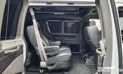 Chevrolet Express Van 2017 6.0 гидро в Москве № 1324582, миниатюра 11