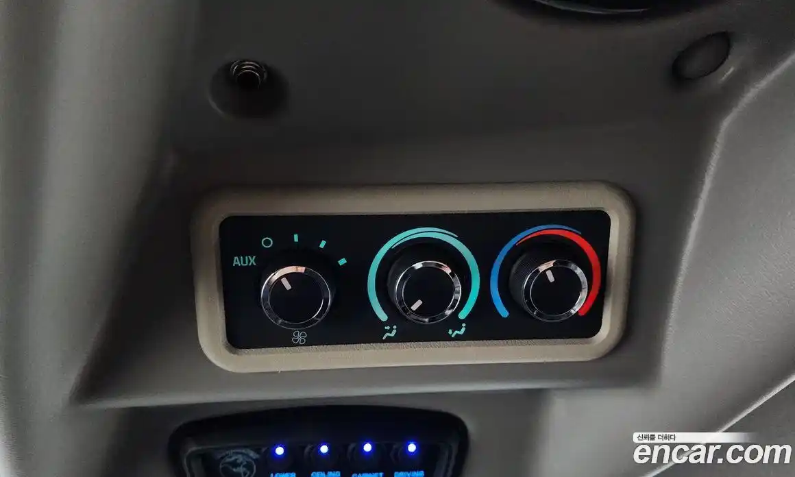 Chevrolet Express Van 2017 6.0 гидро в Москве № 1324582, фото 19