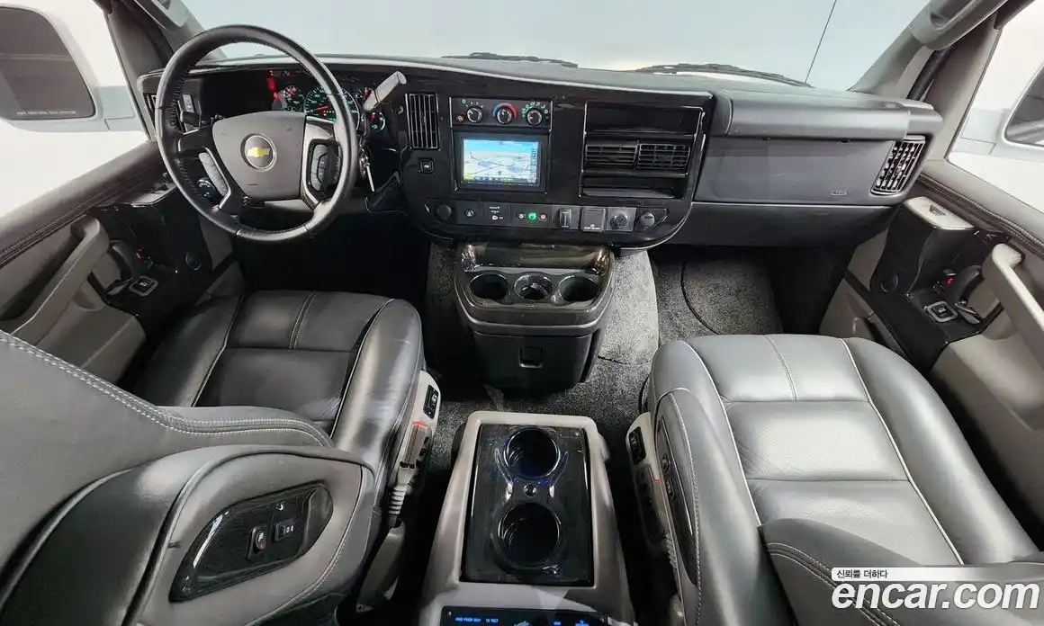 Chevrolet Express Van 2017 6.0 гидро в Москве № 1324582, фото 7