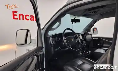Chevrolet Express Van 2017 6.0 гидро в Москве № 1324582, миниатюра 10