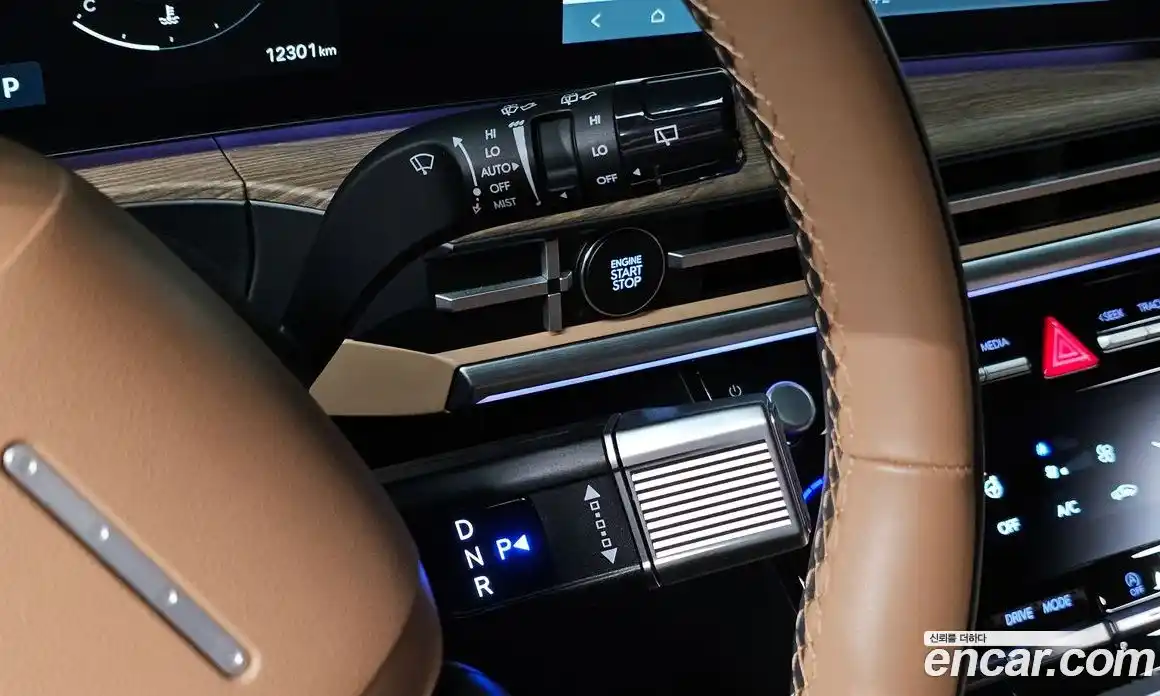 Hyundai Santa Fe 2023 2.5 гидро в Москве № 1341900, фото 9