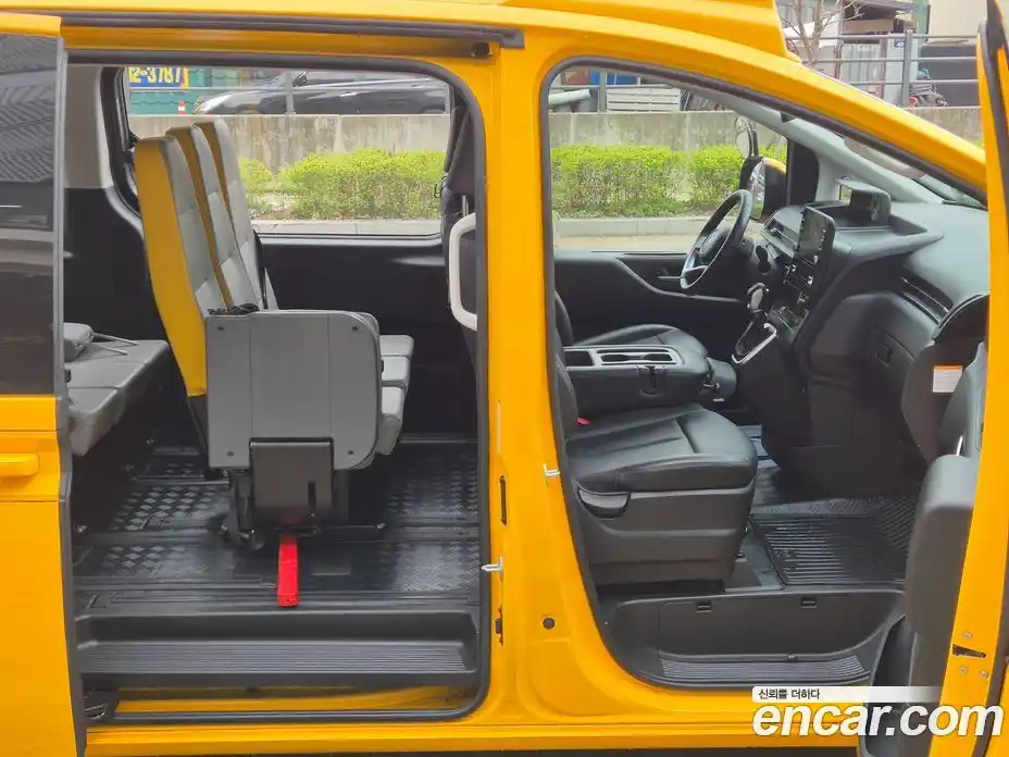 Hyundai Staria 2024 1.6 Автомат в Москве № 1342071, фото 8