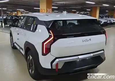 Kia EV3 2026 0.2 гидро в Москве № 1342326, миниатюра 6